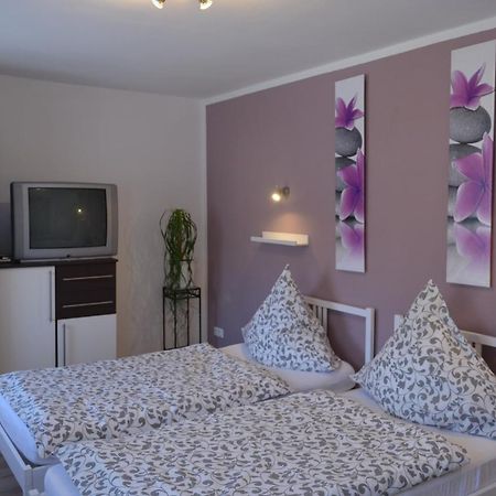 Unterkunft Fuer Arbeiter Und Monteure Grafrath  ภายนอก รูปภาพ